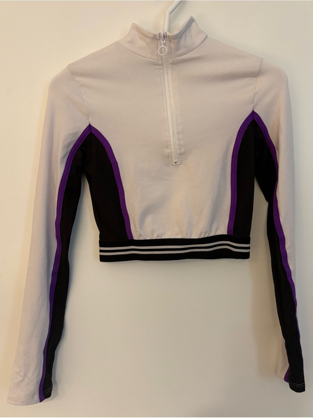 Cropped Long-Sleeve Zip Mock Neck Top - White & Purple